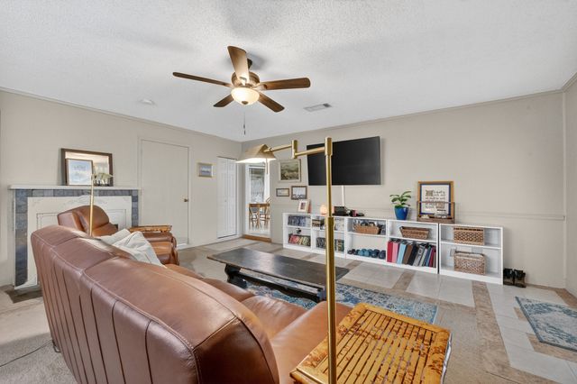 1807 Westcrest Drive, Arlington, TX 76013