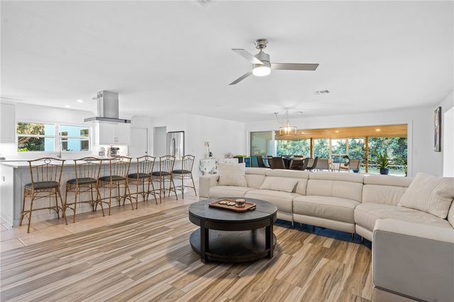 3001 Nassau Drive, Vero Beach, FL 32960