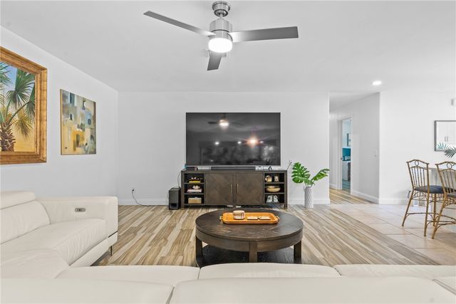 3001 Nassau Drive, Vero Beach, FL 32960