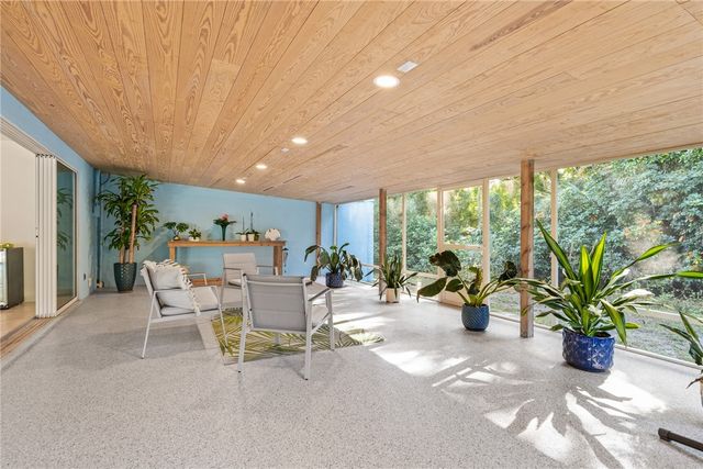 3001 Nassau Drive, Vero Beach, FL 32960