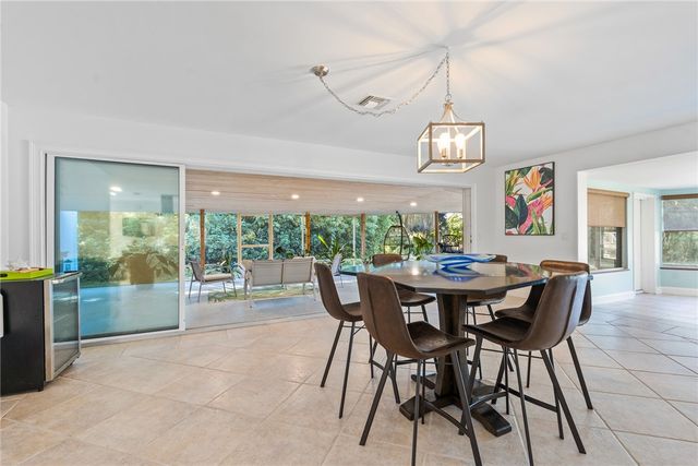 3001 Nassau Drive, Vero Beach, FL 32960