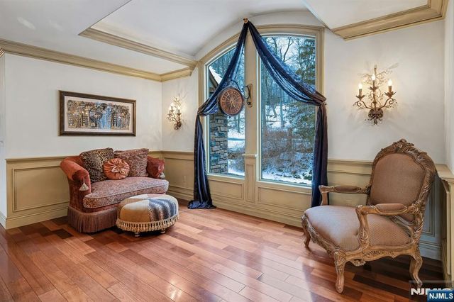 5 Summit Terrace, Kinnelon Borough, NJ 07405