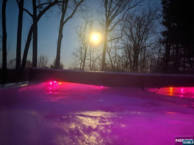 5 Summit Terrace, Kinnelon Borough, NJ 07405