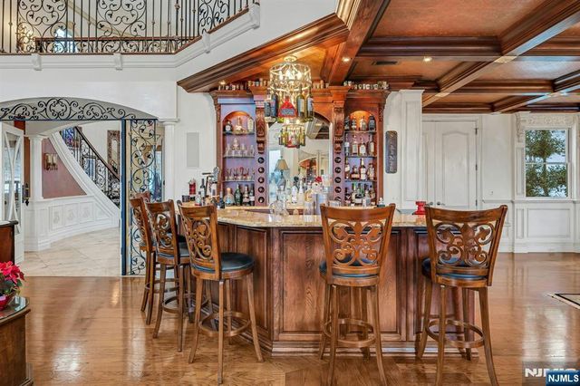 5 Summit Terrace, Kinnelon Borough, NJ 07405