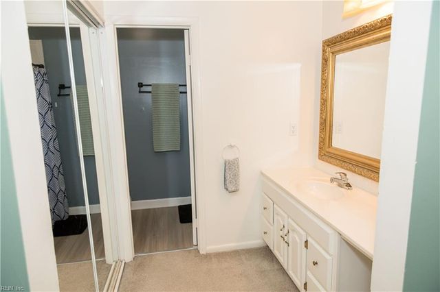 5228 Shore Breeze CT, Virginia Beach, VA 23464