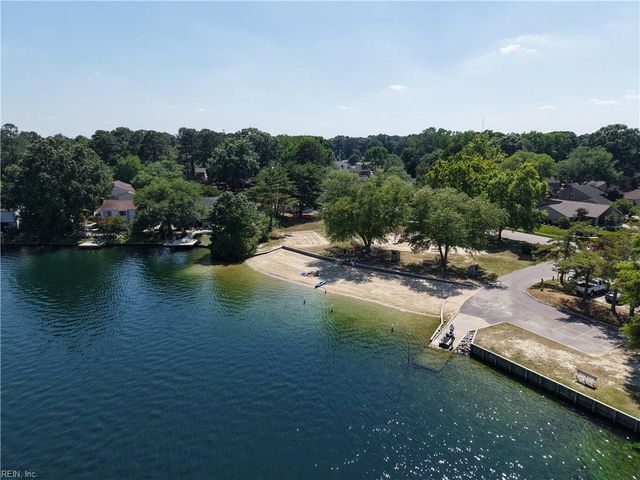 5228 Shore Breeze CT, Virginia Beach, VA 23464