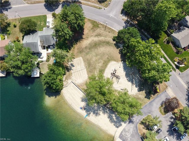 5228 Shore Breeze CT, Virginia Beach, VA 23464