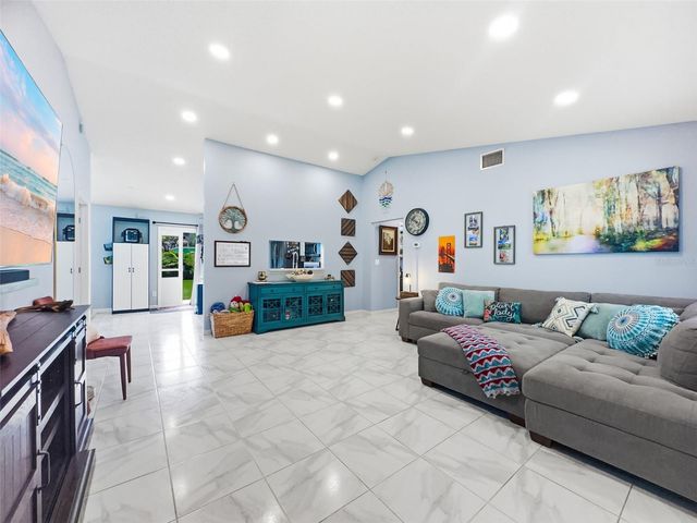70 SQUIRE COURT, Dunedin, FL 34698