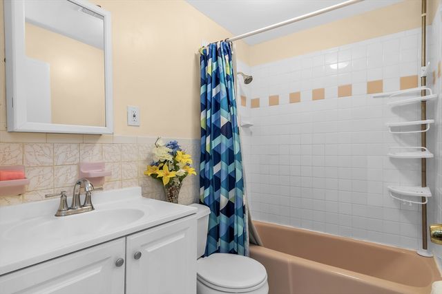 262 E Haverhill St 2, Lawrence, MA 01841