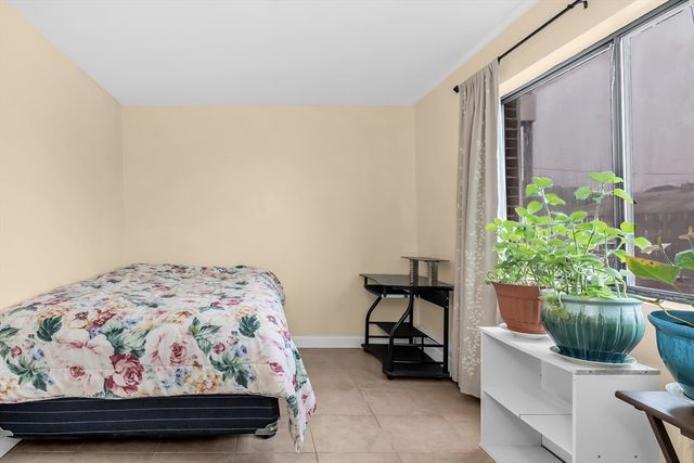 262 E Haverhill St 2, Lawrence, MA 01841