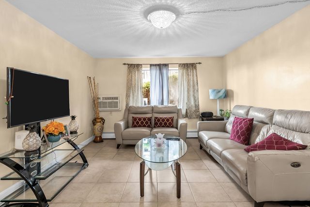 262 E Haverhill St 2, Lawrence, MA 01841