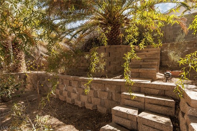 2165 Crestline Falls Place, Las Vegas, NV 89134