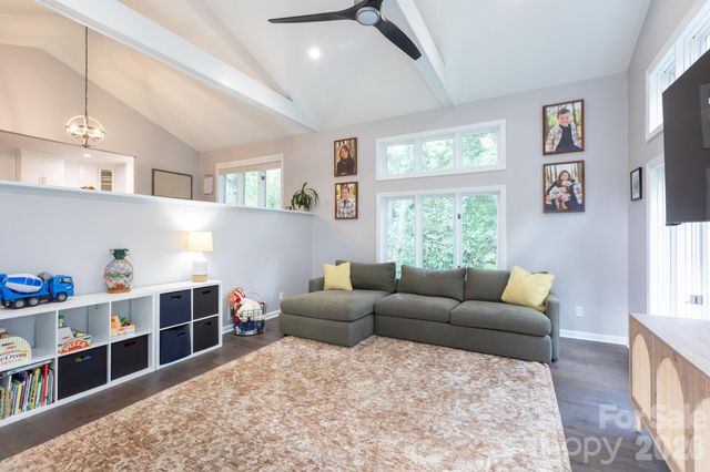 3011 Lauren Glen Road, Charlotte, NC 28226