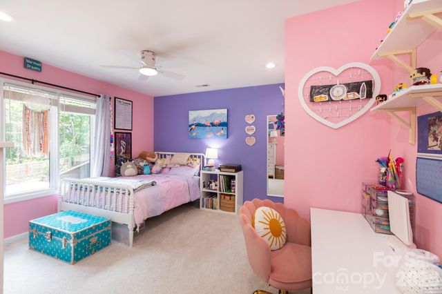 3011 Lauren Glen Road, Charlotte, NC 28226