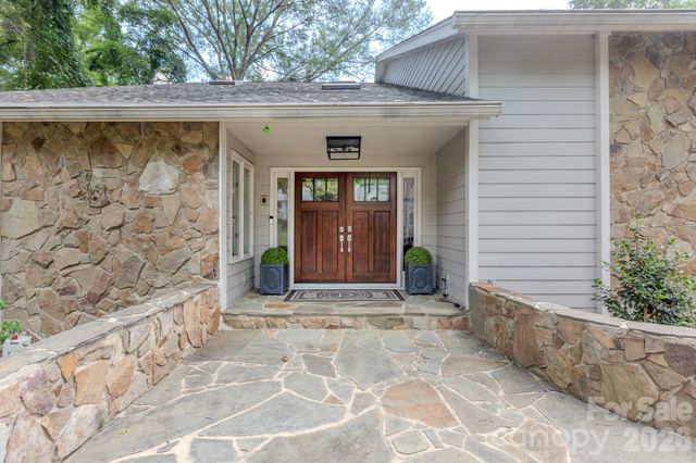 3011 Lauren Glen Road, Charlotte, NC 28226