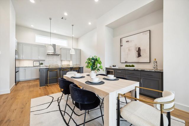 2113 Emancipation Avenue, Houston, TX 77003