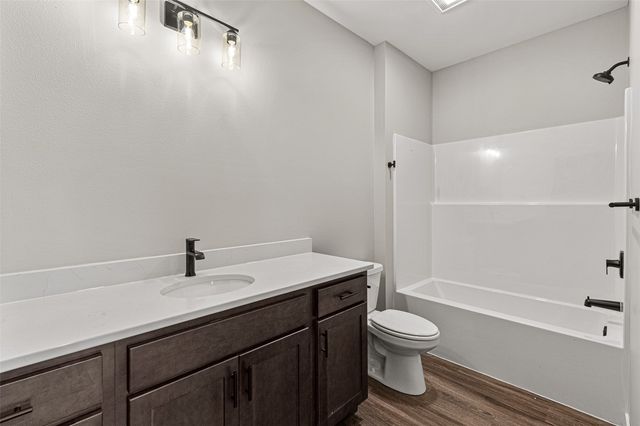 2877 Spring Rose Circle 105, Coralville, IA 52241