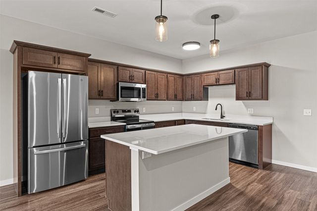 2877 Spring Rose Circle 105, Coralville, IA 52241