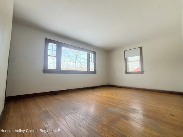 1234 Kings Highway, Saugerties, NY 12477