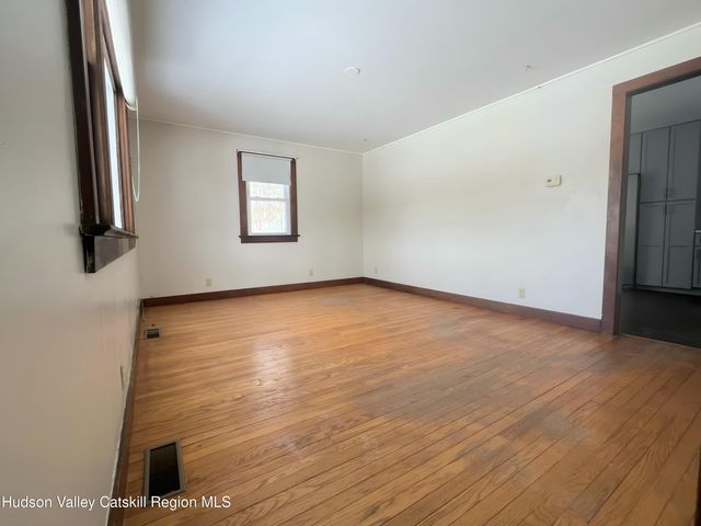 1234 Kings Highway, Saugerties, NY 12477