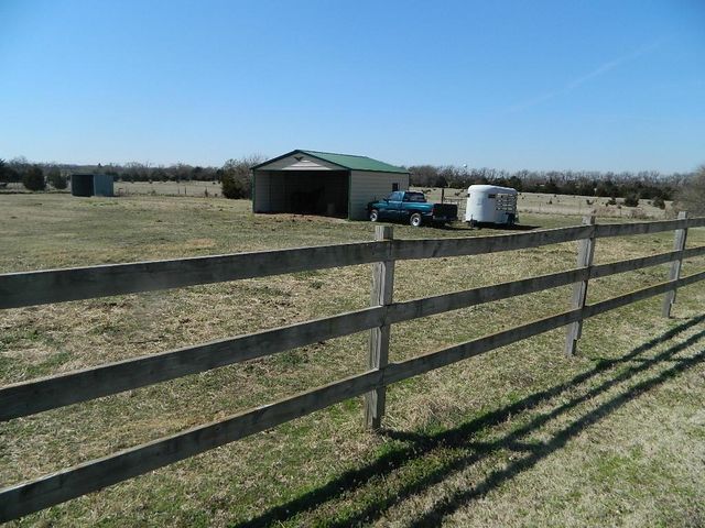 6869 29th Drive, Udall, KS 67146