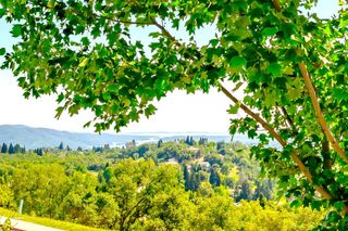 1137 Lantern View Dr #16, Auburn, CA 95603