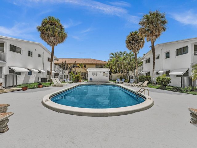 2020 NE 51st Court 208, Fort Lauderdale, FL 33308