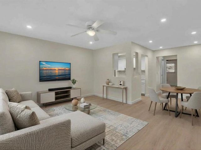 2020 NE 51st Court 208, Fort Lauderdale, FL 33308