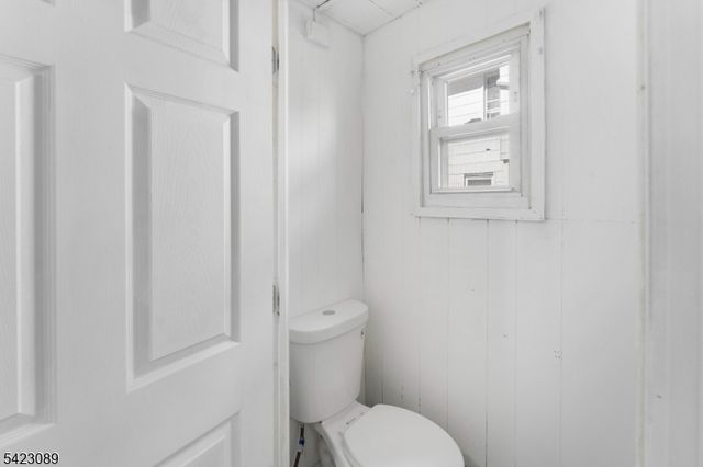 175 Duer St, North Plainfield Boro, NJ 07060