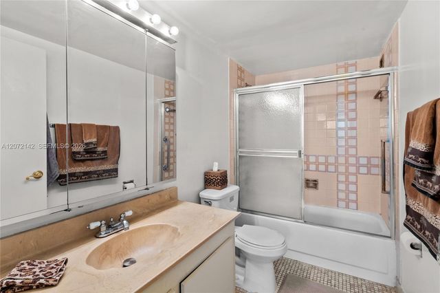 2500 Parkview Drive 1004, Hallandale Beach, FL 33009