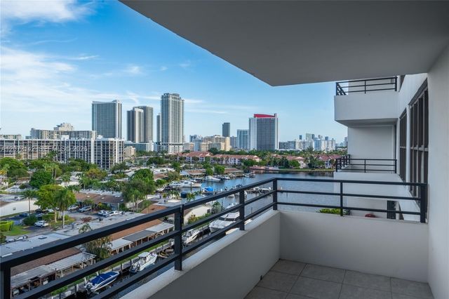 2500 Parkview Drive 1004, Hallandale Beach, FL 33009