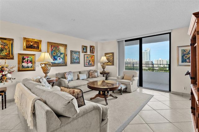 2500 Parkview Drive 1004, Hallandale Beach, FL 33009
