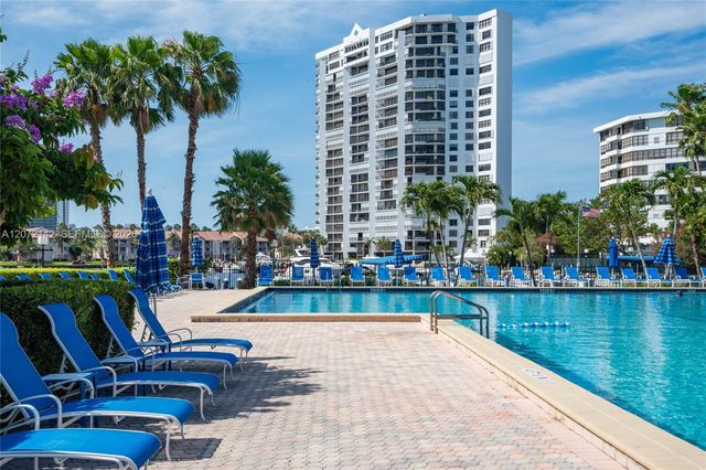 2500 Parkview Drive 1004, Hallandale Beach, FL 33009