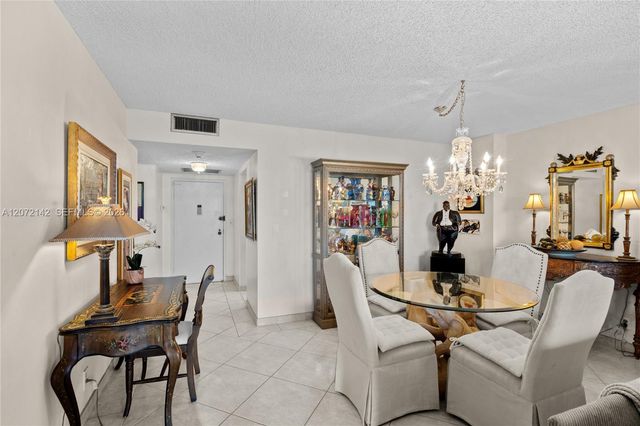 2500 Parkview Drive 1004, Hallandale Beach, FL 33009