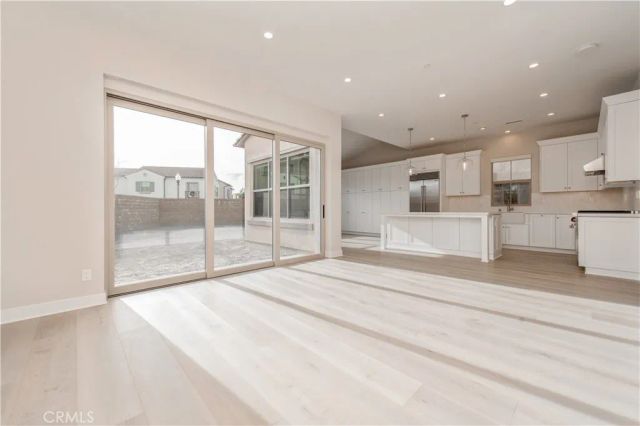 128 Rimstone, Irvine, CA 92618