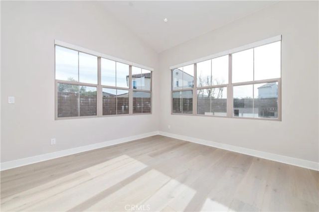 128 Rimstone, Irvine, CA 92618