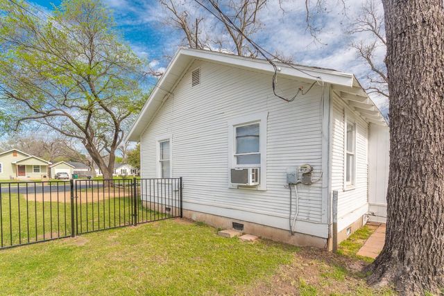 57 Chalmers Ave, Austin, TX 78702