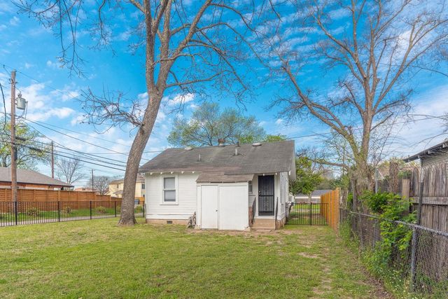 57 Chalmers Ave, Austin, TX 78702
