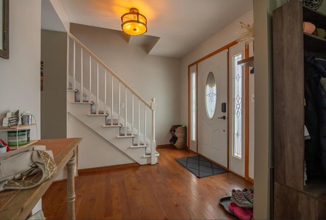 1424 Hickory WAY, Racine, WI 53405