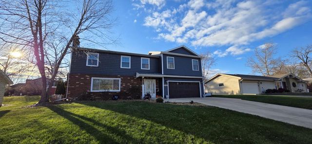 1424 Hickory WAY, Racine, WI 53405