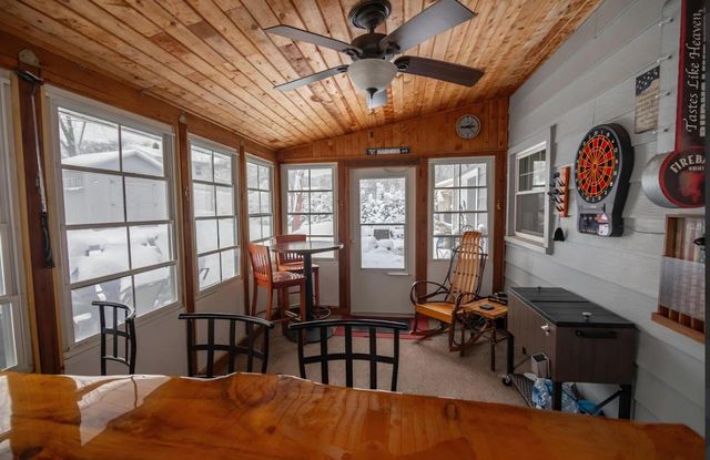 1424 Hickory WAY, Racine, WI 53405