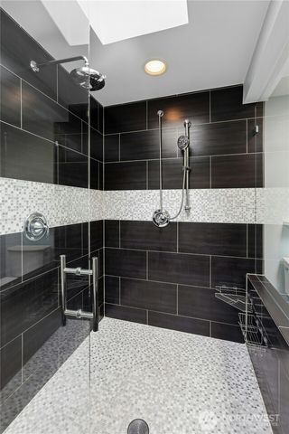 762 Sunrise Place SW, Issaquah, WA 98027