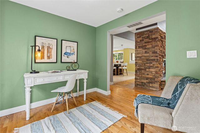 762 Sunrise Place SW, Issaquah, WA 98027