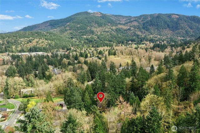 762 Sunrise Place SW, Issaquah, WA 98027