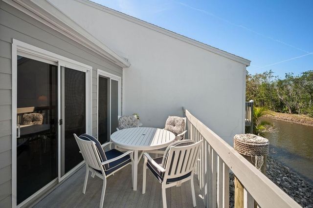 1218 SPOONBILL LANDINGS CIRCLE, Bradenton, FL 34209