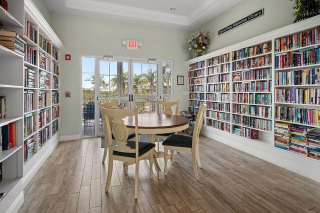 1218 SPOONBILL LANDINGS CIRCLE, Bradenton, FL 34209