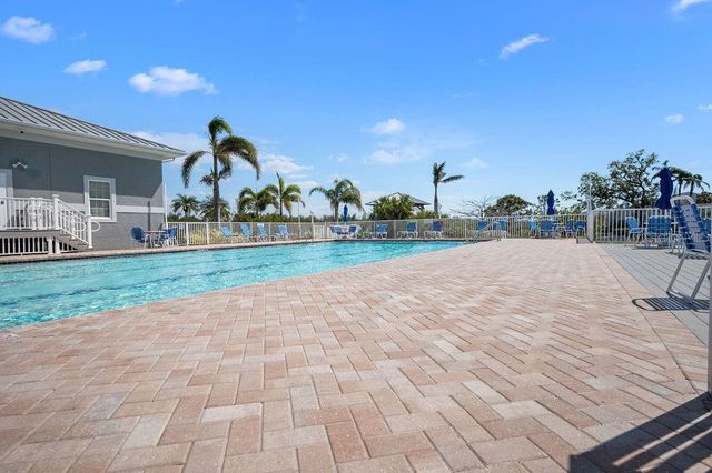 1218 SPOONBILL LANDINGS CIRCLE, Bradenton, FL 34209