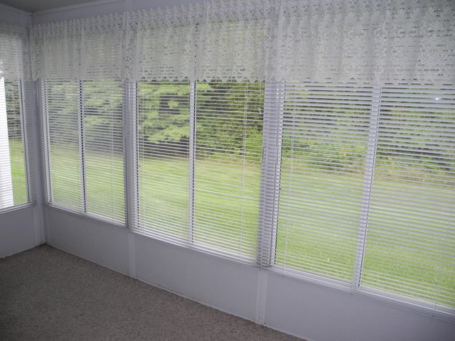 4643 Weston Avenue, Kalamazoo Twp, MI 49006