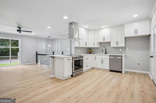 1349 Heather Circle, Riverdale, GA 30296