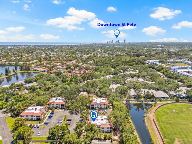 476 SANTA CRUZ PLACE NE C, St Petersburg, FL 33703